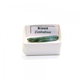 Kianit (2,5x2,5cm-es dobozban)